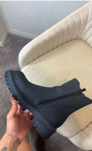 Gena Boots
